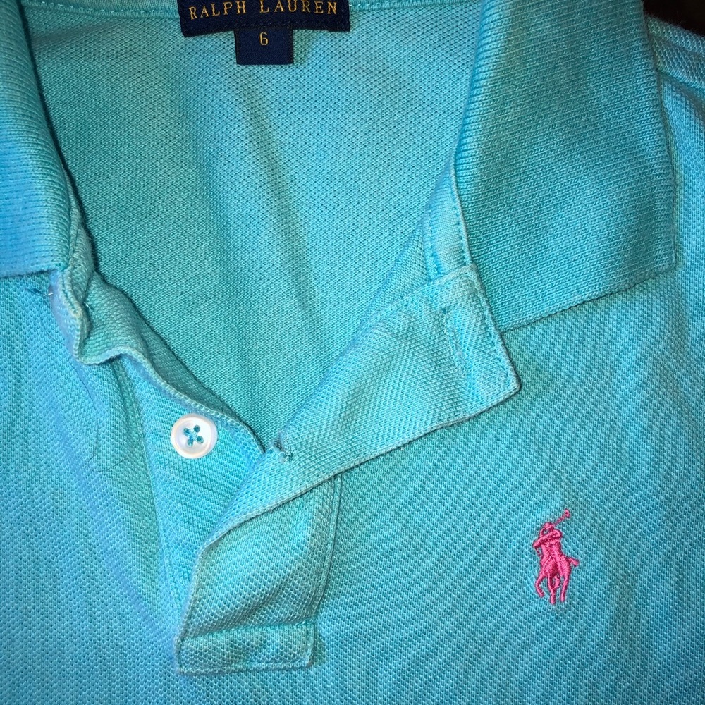 Polo - Picture 2 of 2
